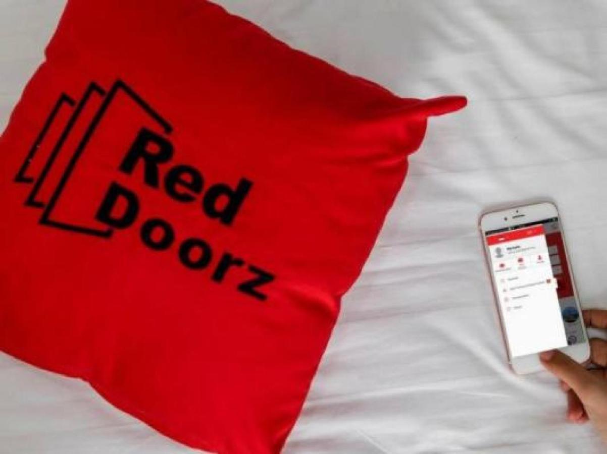 Reddoorz Near Hermes Place Polonia Medan Eksteriør bilde